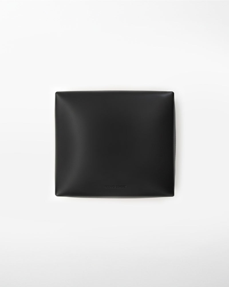 Alma pouch