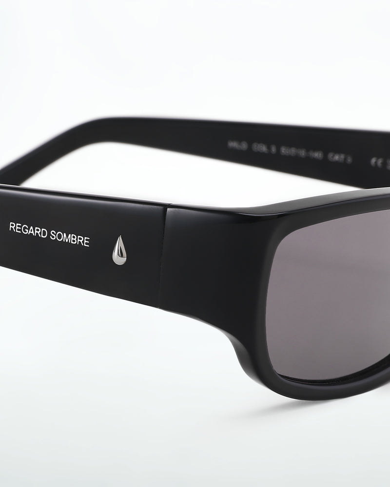 MILO - REGARD SOMBRE