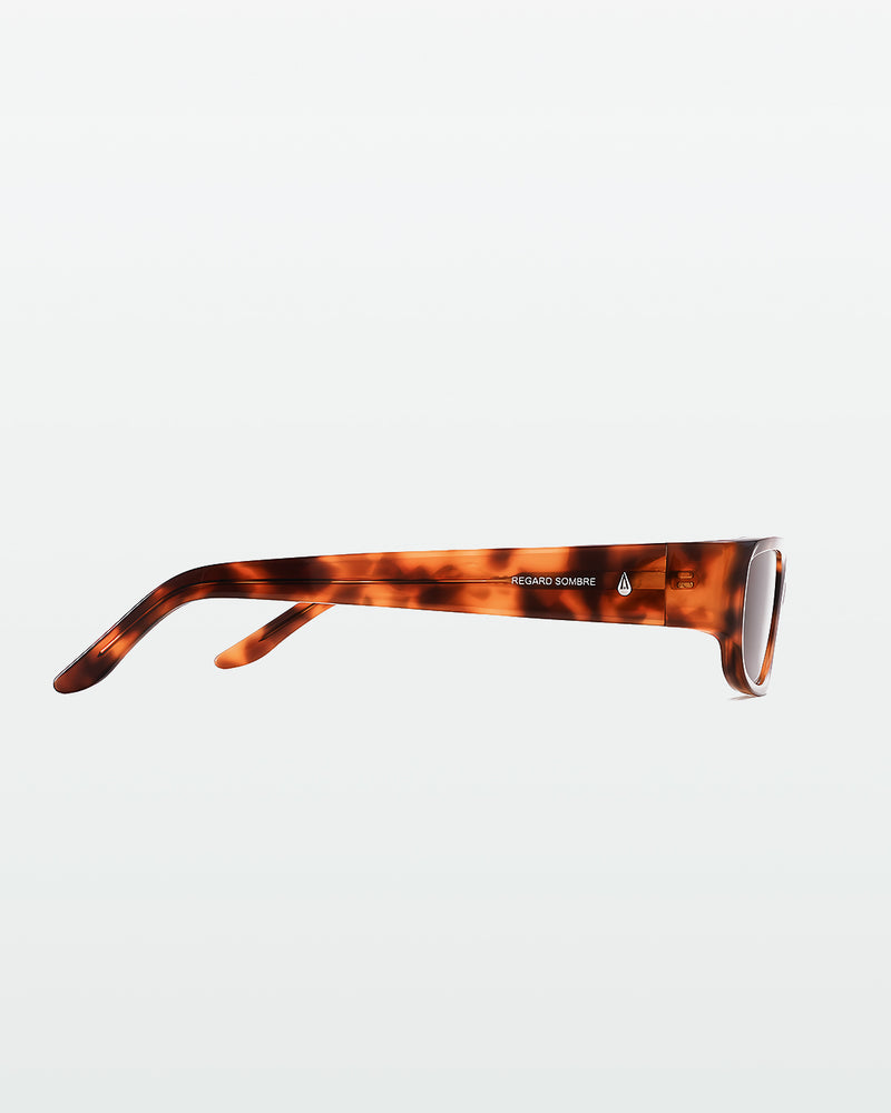 MILO - REGARD SOMBRE