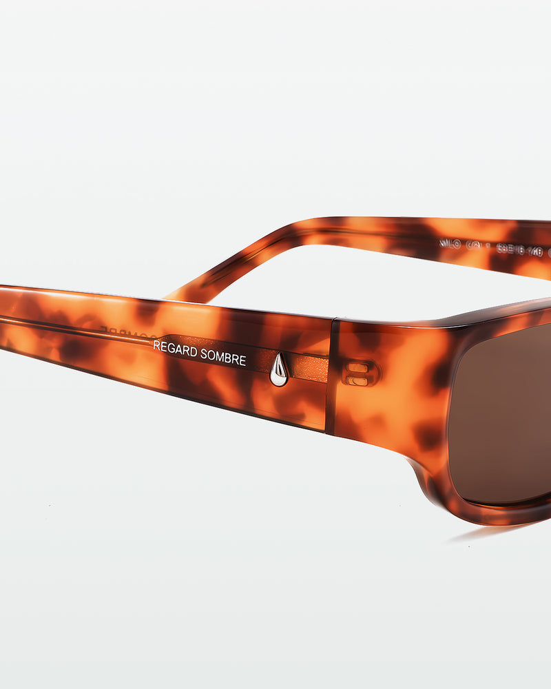 MILO - REGARD SOMBRE